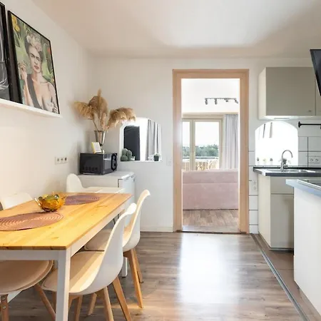 Wunderschoene Direkt Am Rhein