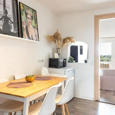 アパート Wunderschoene Direkt Am Rhein ノイヴィート