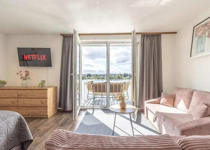 Wunderschoene Direkt Am Rhein Appartement Neuwied