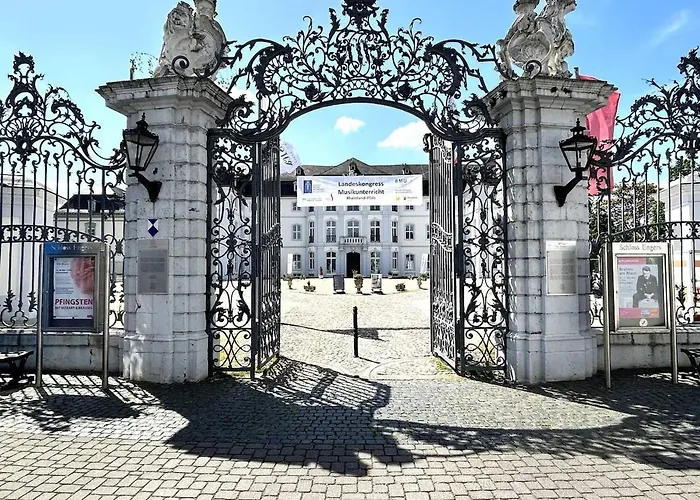 Appartement Wunderschoene Direkt Am Rhein